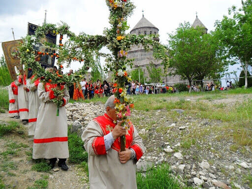 Tsaghkazard or Tsaxkazard. Easter in Armenia